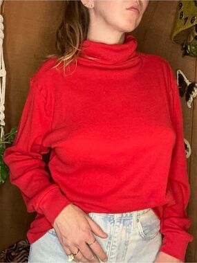 Vintage 1980s/90s Karen Scott Red Turtleneck Long-sleeve | Medium